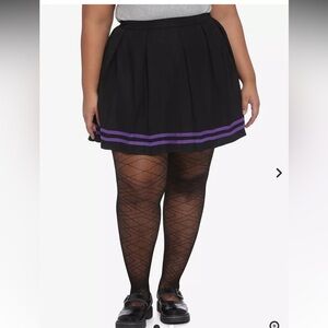 Hot Topic sz Medium Black & Purple Pleated Cheer Goth Skirt